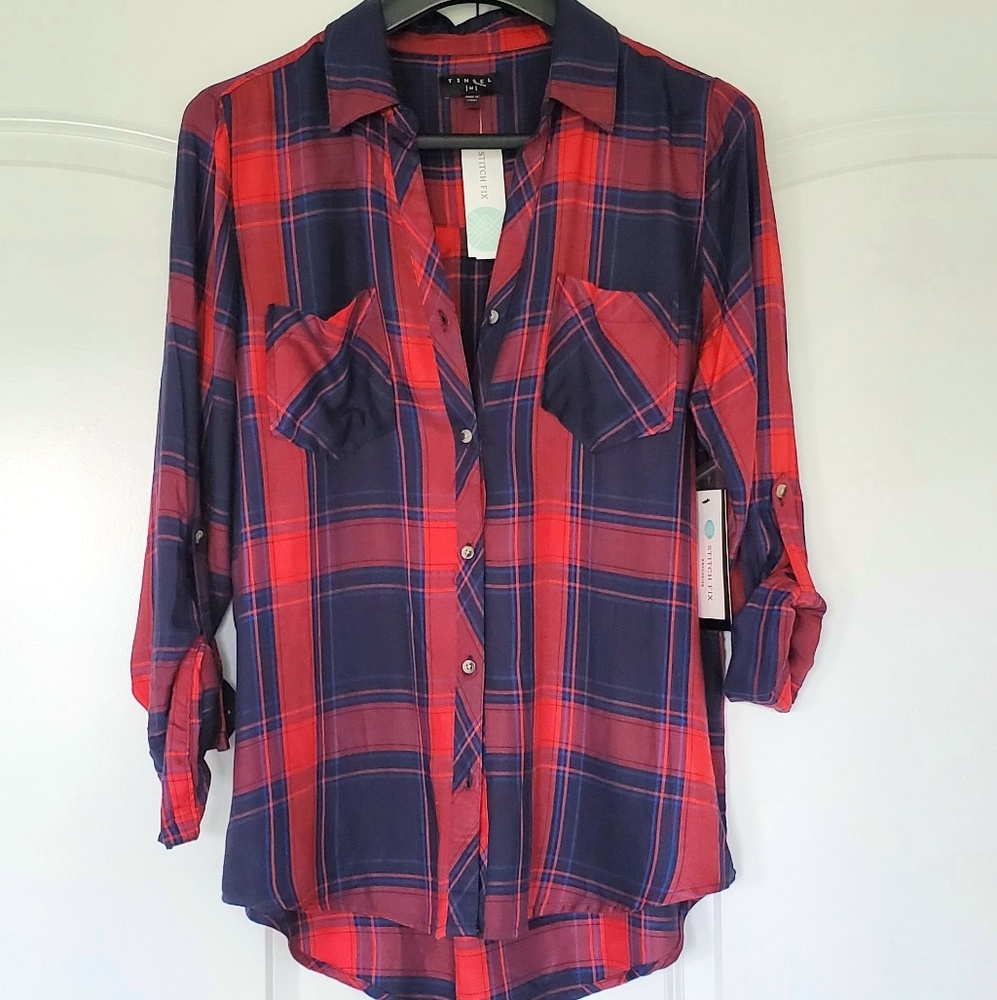 NWT lightweight flannel plaid button down top